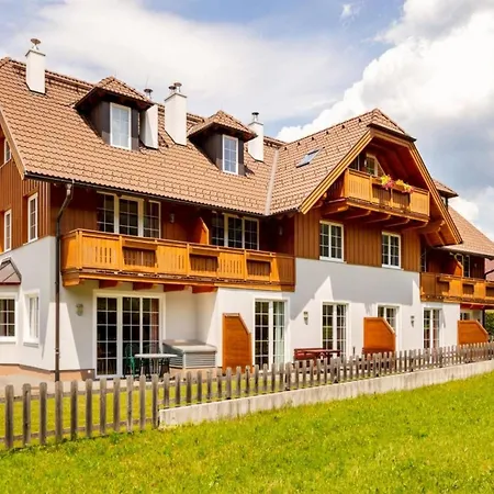 Modern Right Next To The Lift *