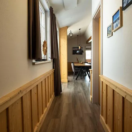 Modern Right Next To The Lift *