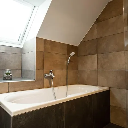 Modern Right Next To The Lift アパート